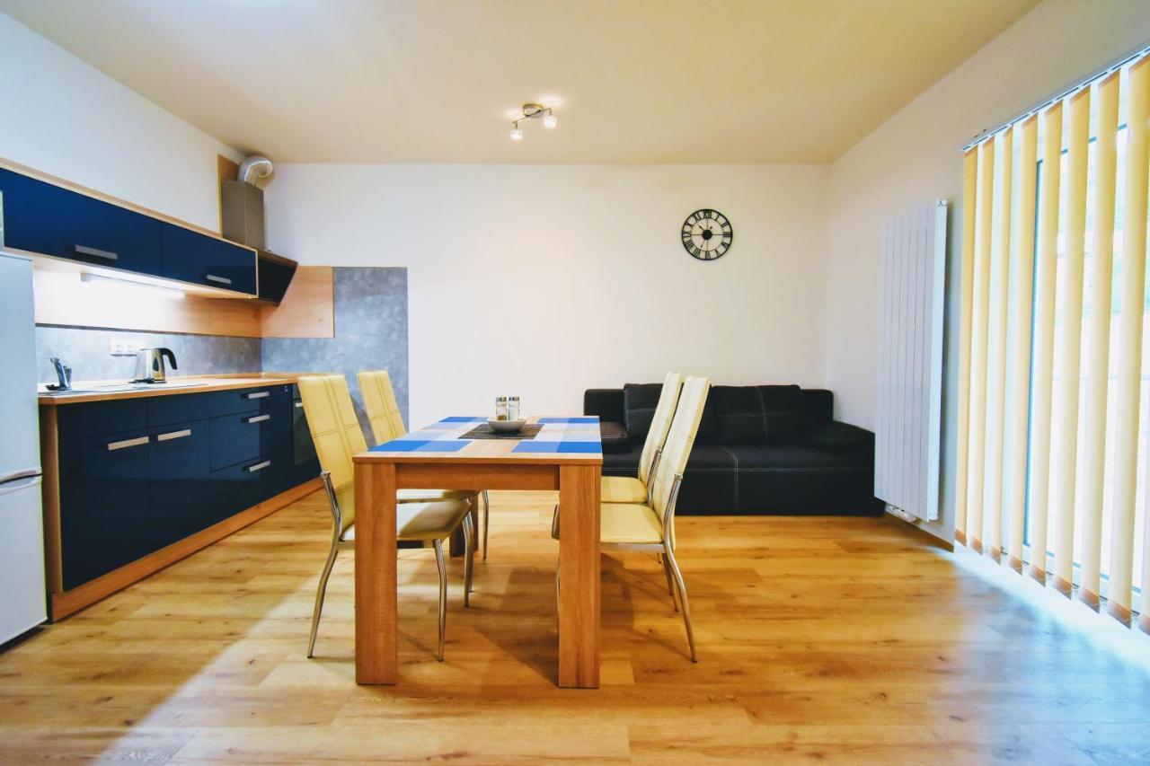 Apartma Promenada 276-12 Daire Horní Maršov Dış mekan fotoğraf