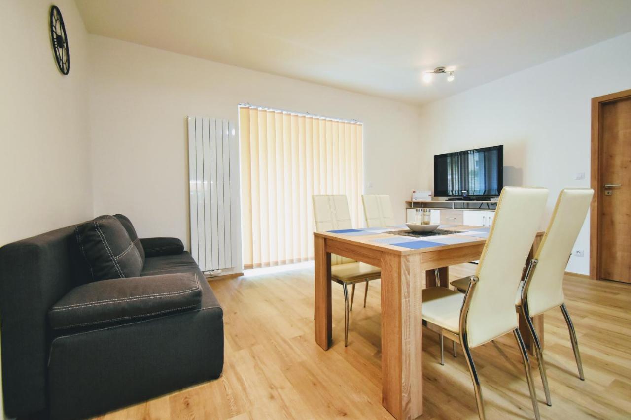 Apartma Promenada 276-12 Daire Horní Maršov Dış mekan fotoğraf